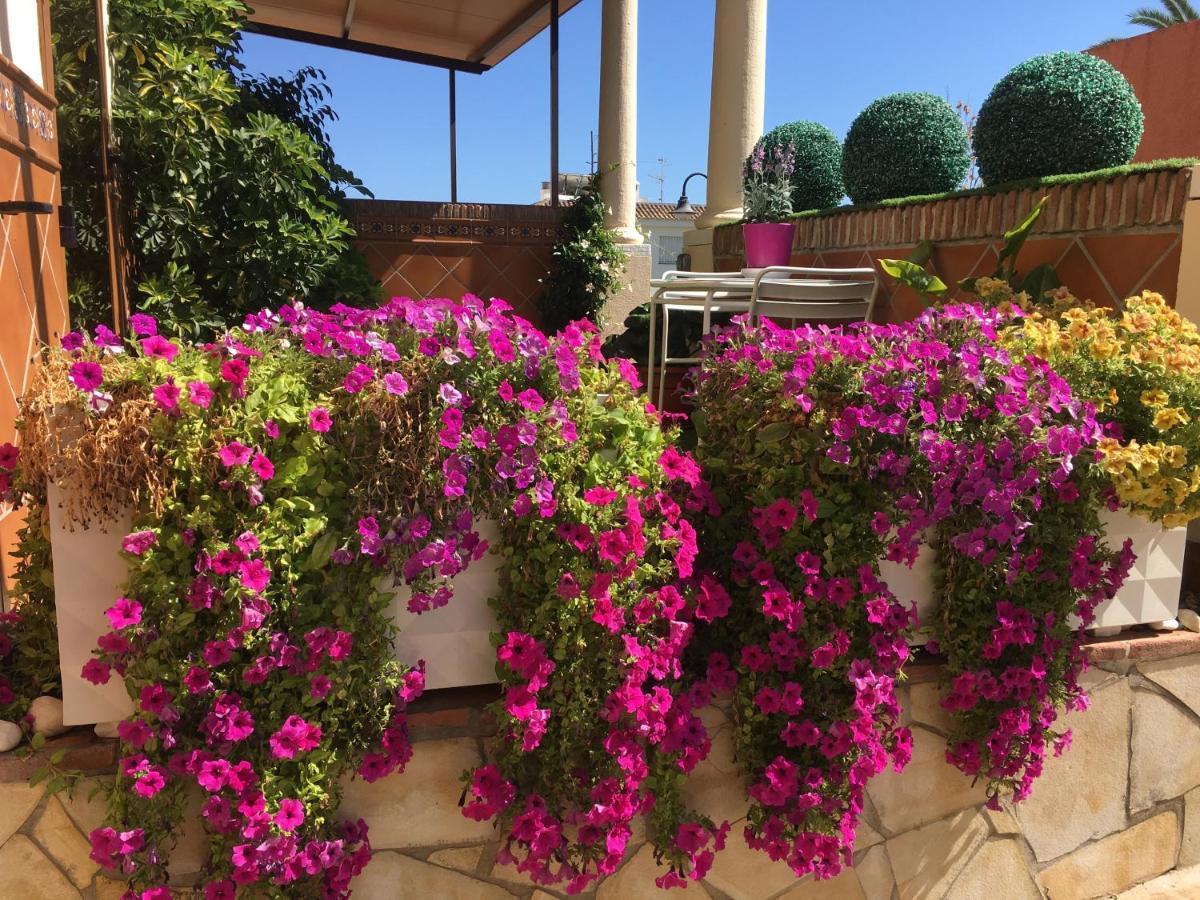 Apartment With Private Patio Фуэнхирола Экстерьер фото