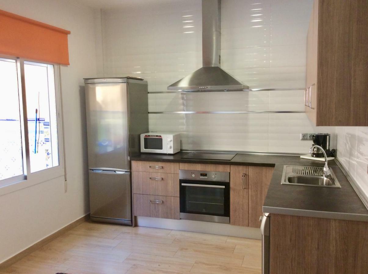 Apartment With Private Patio Фуэнхирола Экстерьер фото