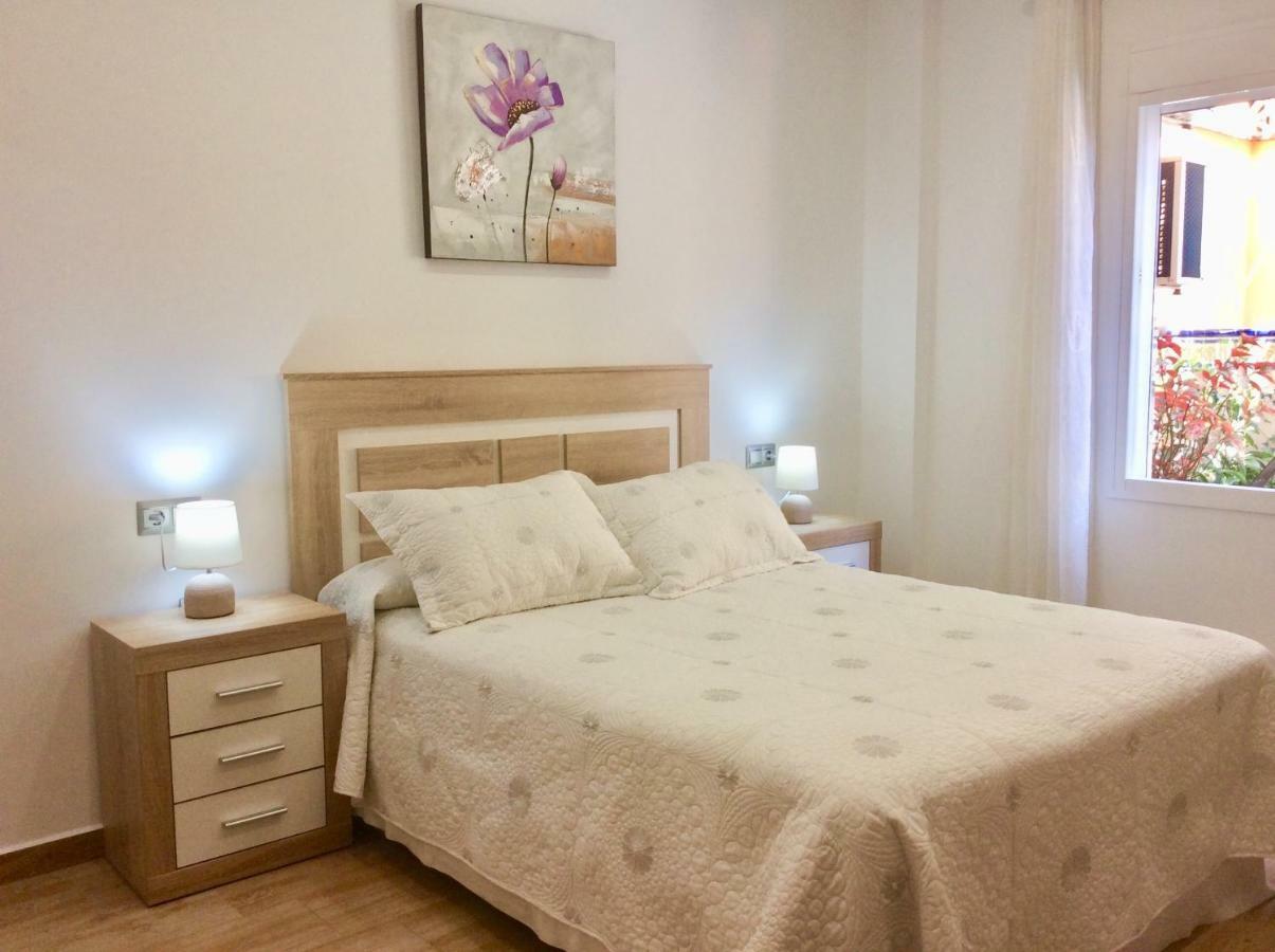 Apartment With Private Patio Фуэнхирола Экстерьер фото