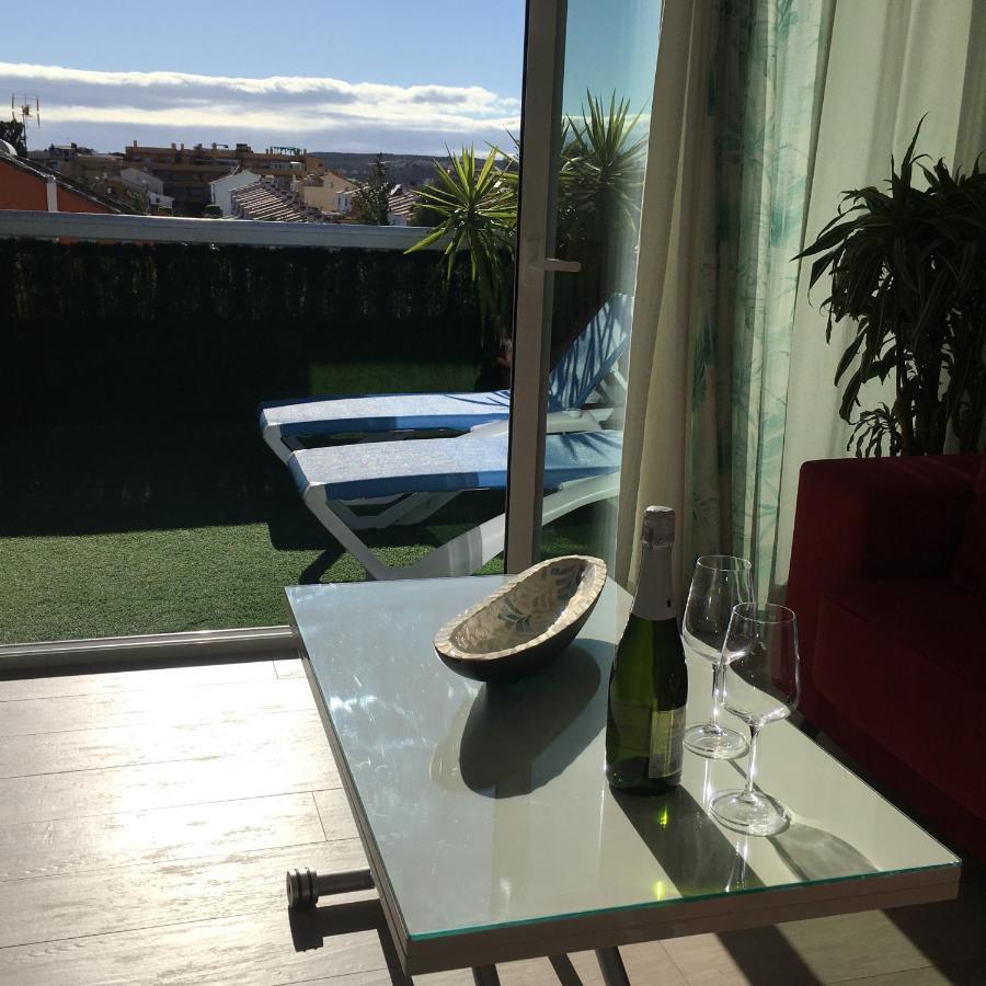 Apartment With Private Patio Фуэнхирола Экстерьер фото